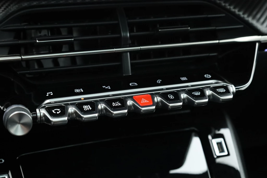Peugeot 208 – foto 21
