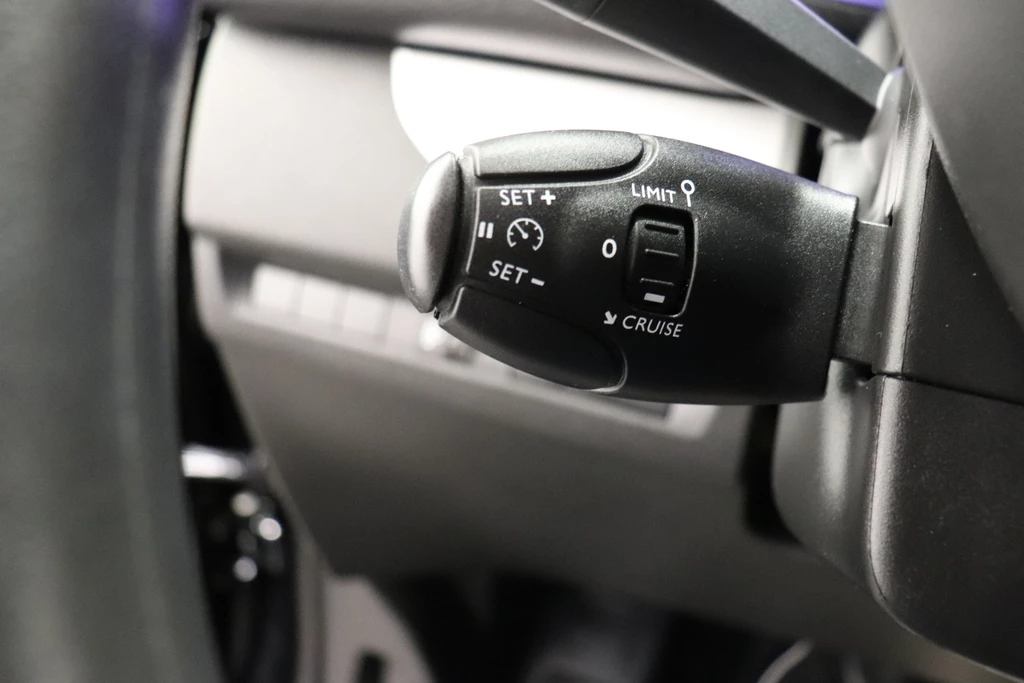 Opel Vivaro – foto 14