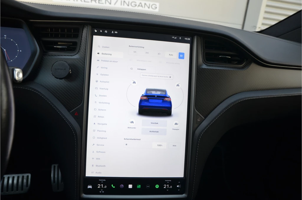 Tesla Model X – foto 21