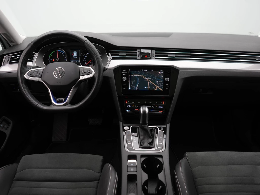Volkswagen Passat – foto 12