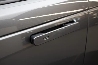 Land Rover Range Rover Velar – thumbnail 26