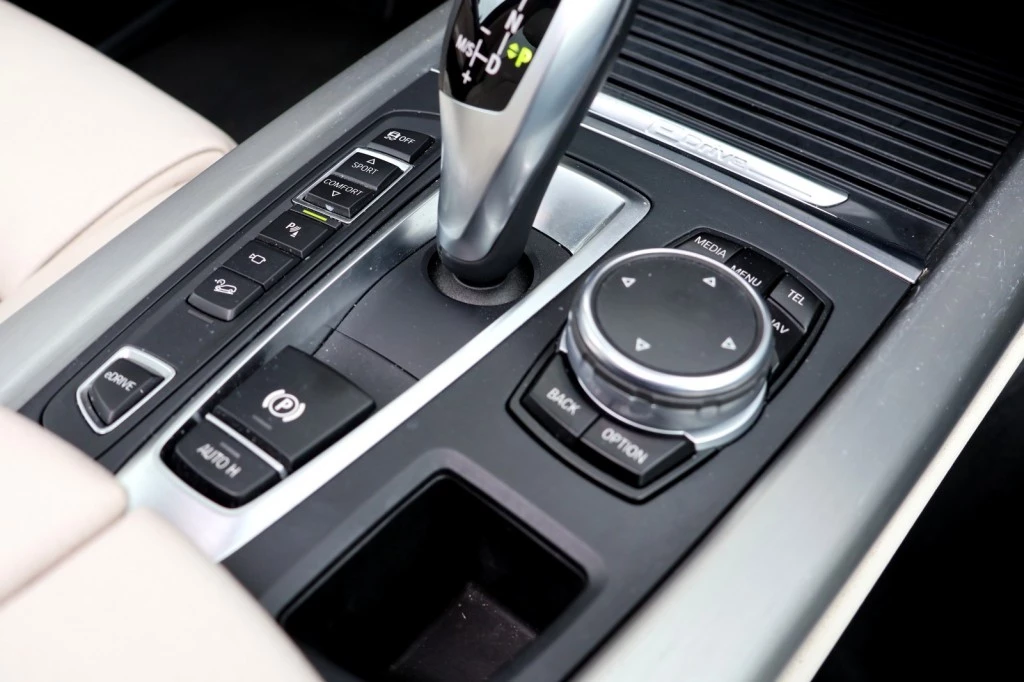 BMW X5 – foto 32