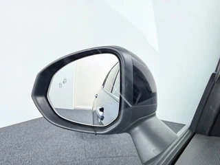 Lynk & Co 01 – thumbnail 24