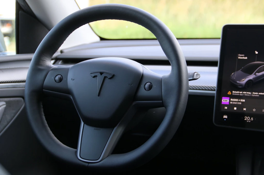 Tesla Model Y – foto 14