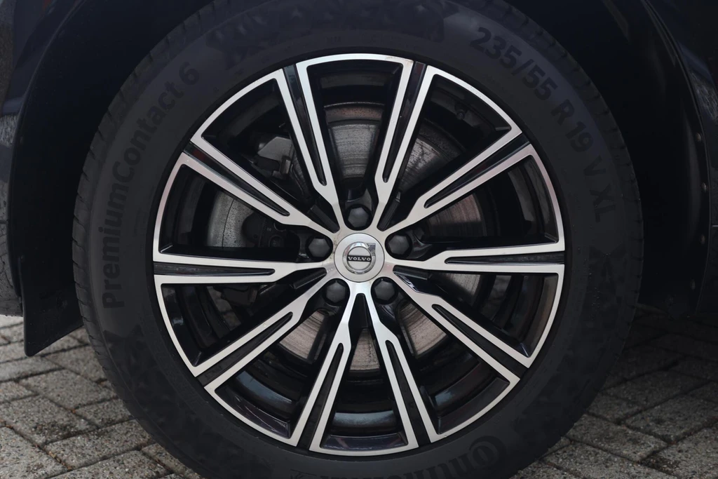 Volvo XC60 – foto 18