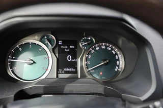 Toyota Land Cruiser – thumbnail 12