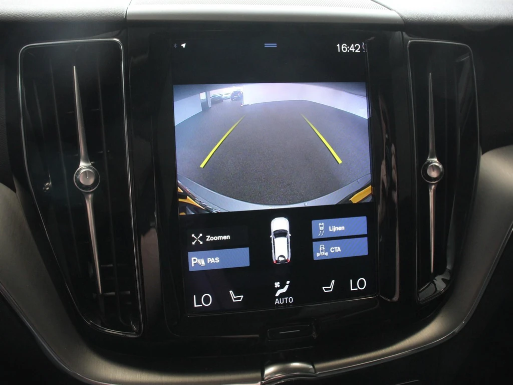 Volvo XC60 – foto 9