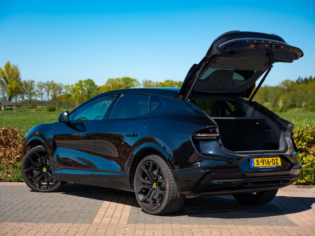 Lotus Eletre – foto 7