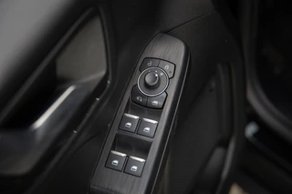 Ford Kuga – thumbnail 28