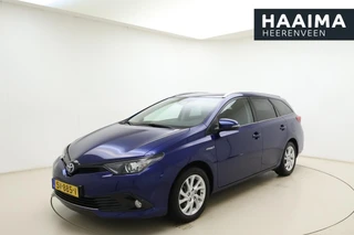 Toyota Auris – thumbnail 1