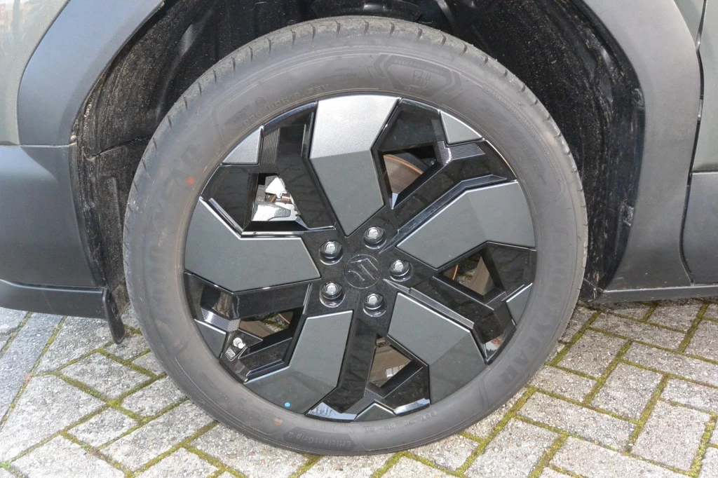 Suzuki e Vitara – foto 18