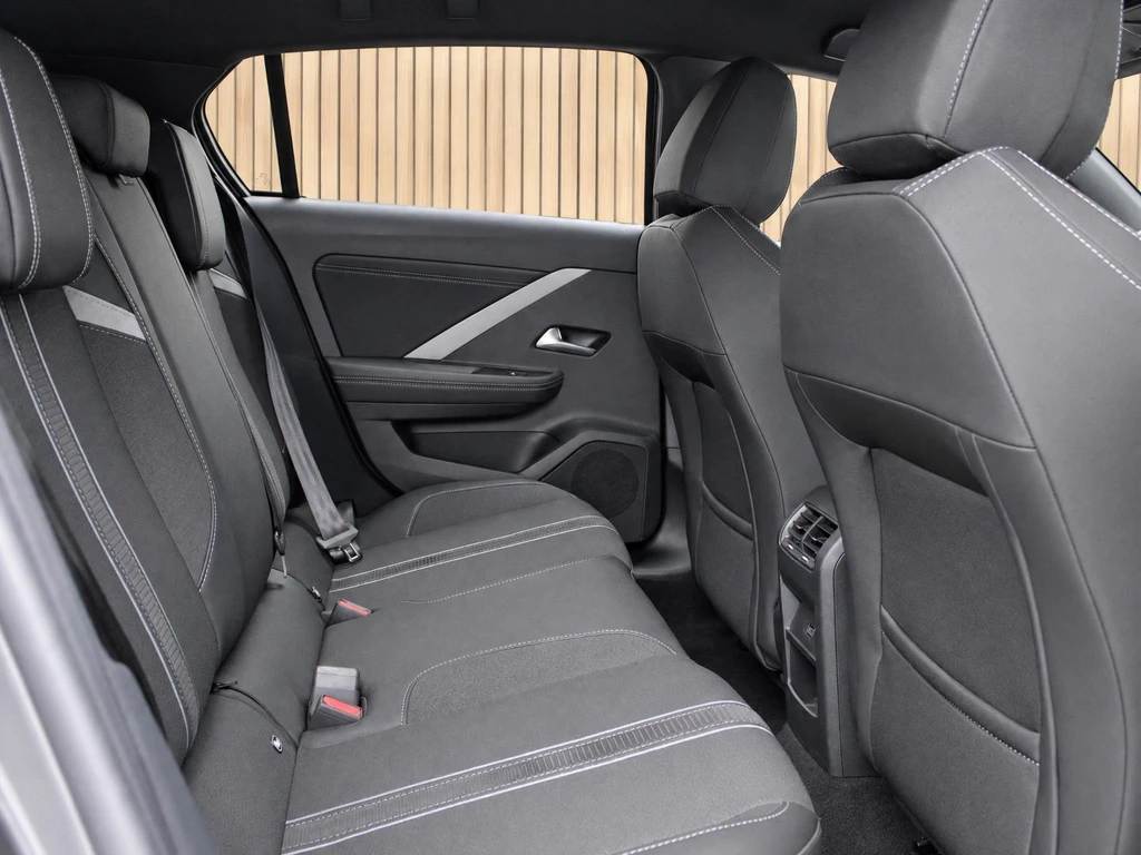 Opel Astra – foto 10