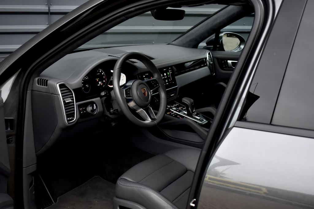 Porsche Cayenne – foto 21
