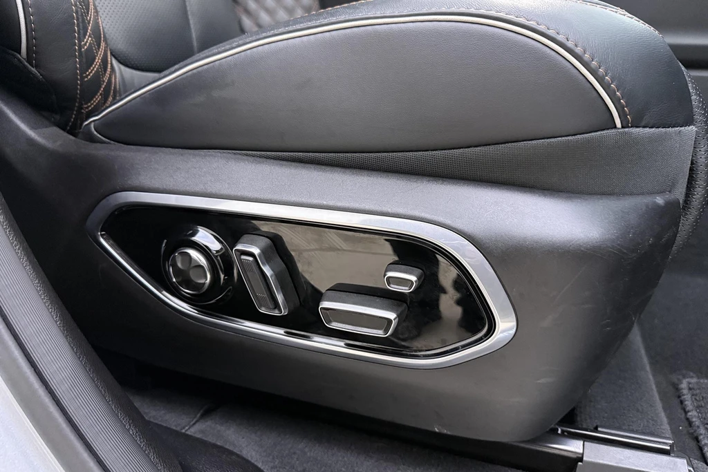 Jeep Grand Cherokee – foto 16