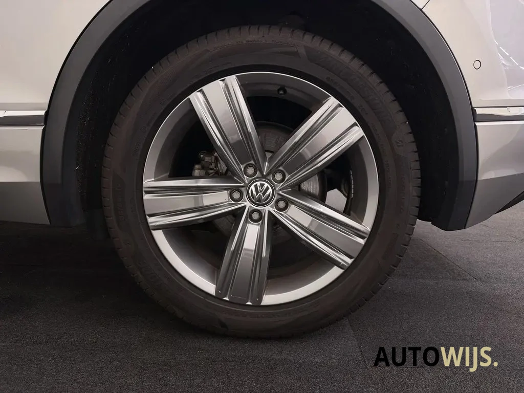 Volkswagen Tiguan – foto 10