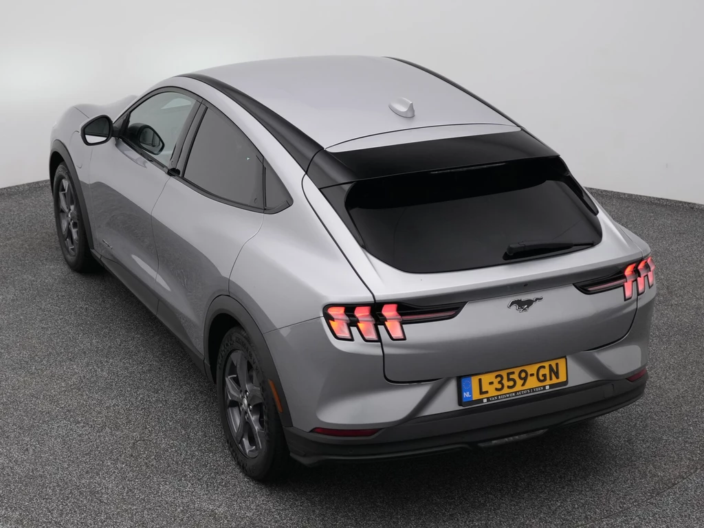 Ford Mustang Mach-E – foto 6