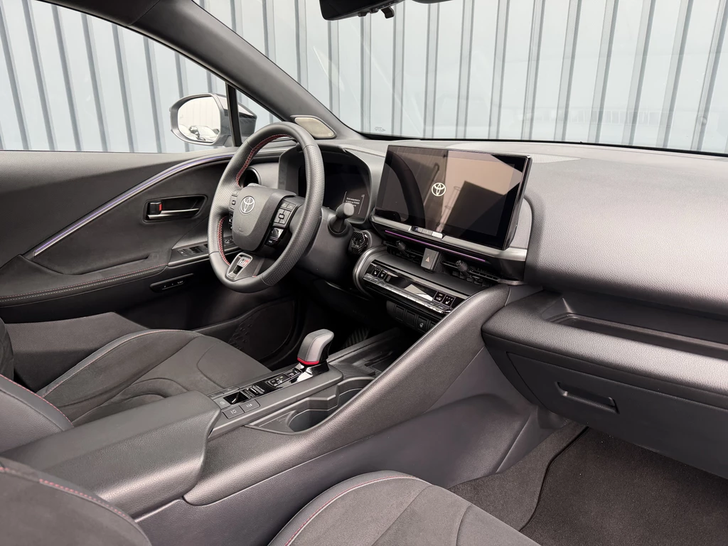 Toyota C-HR – foto 16