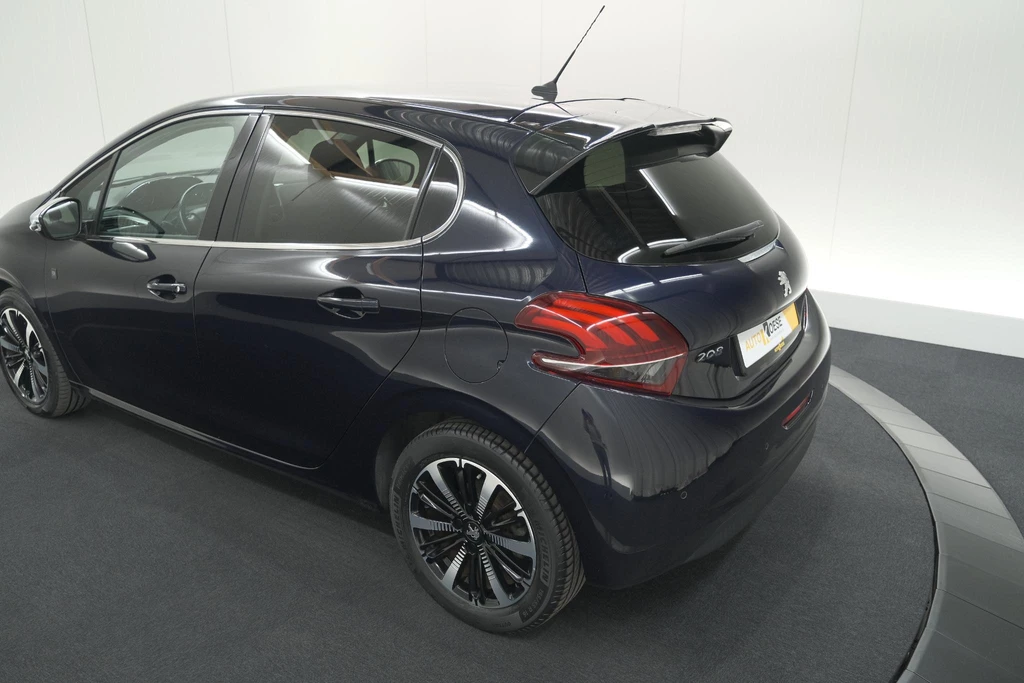 Peugeot 208 – foto 7