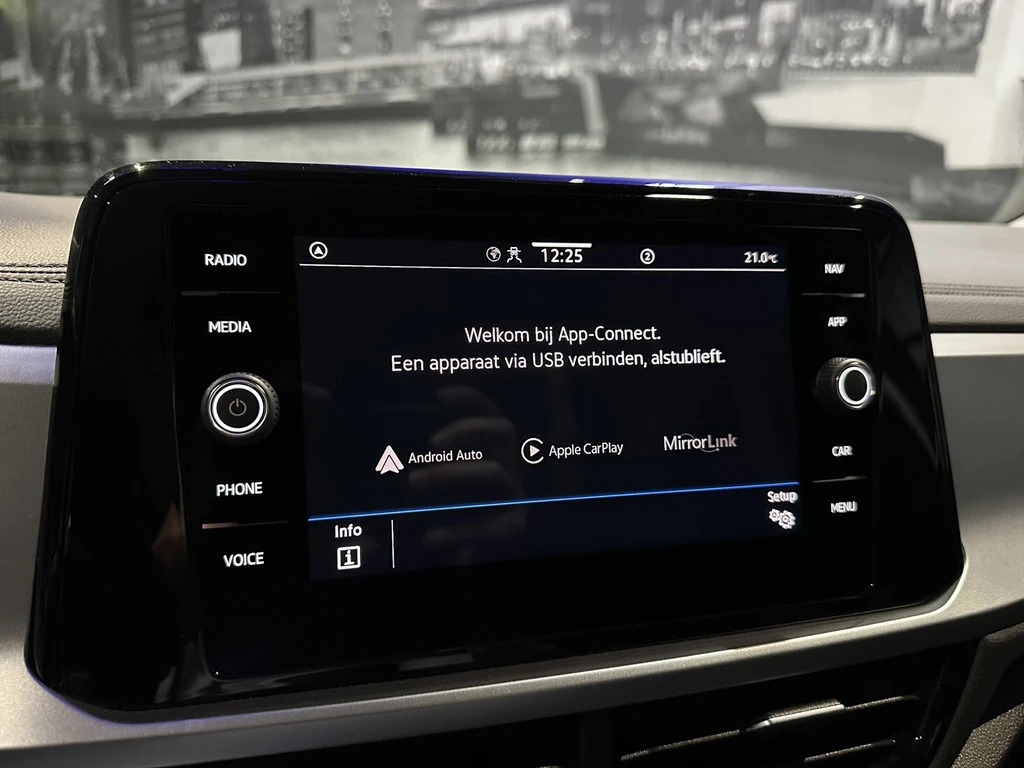 Volkswagen T-Roc – foto 19