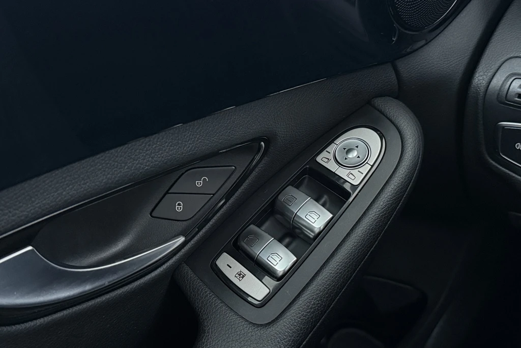 Mercedes-Benz C-Klasse – foto 31