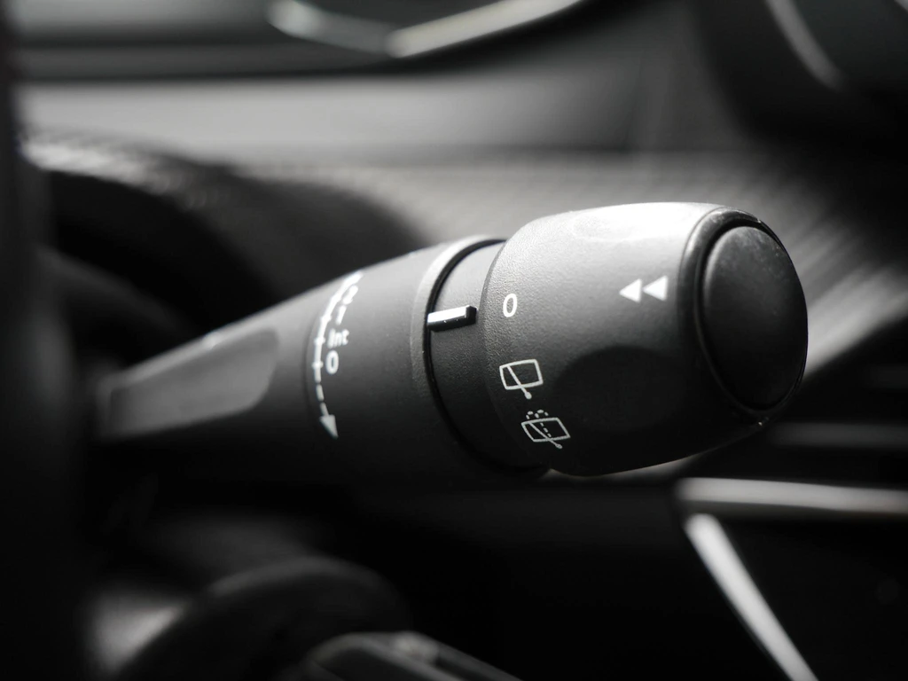 Peugeot 208 – foto 18