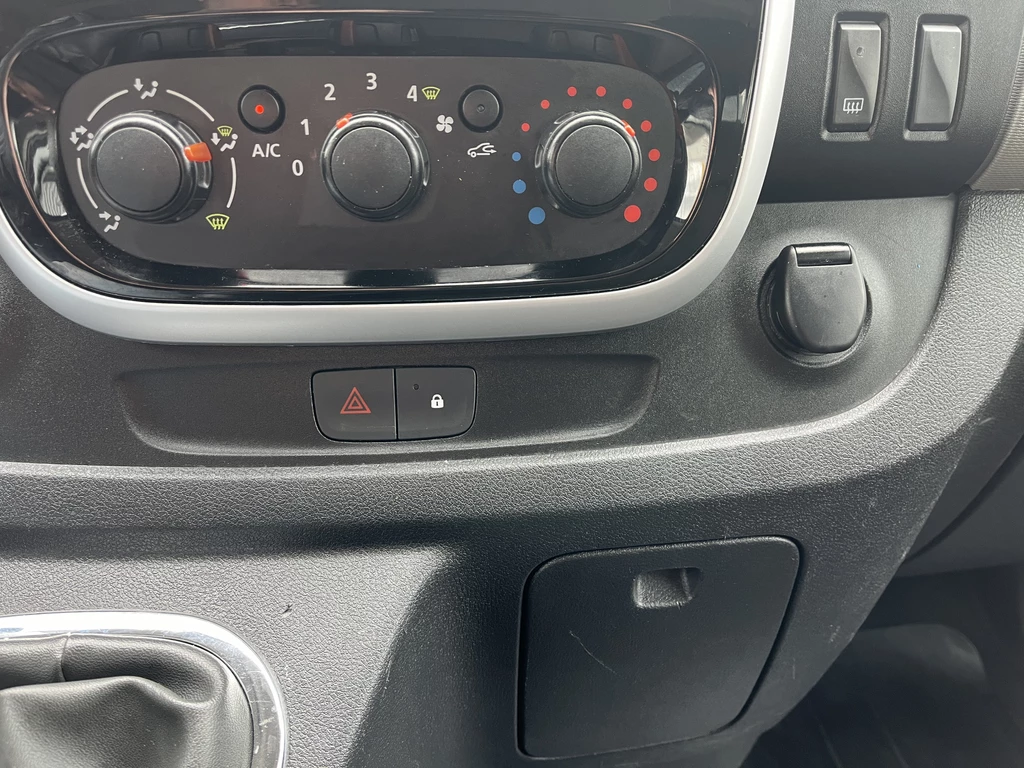 Renault Trafic – foto 19