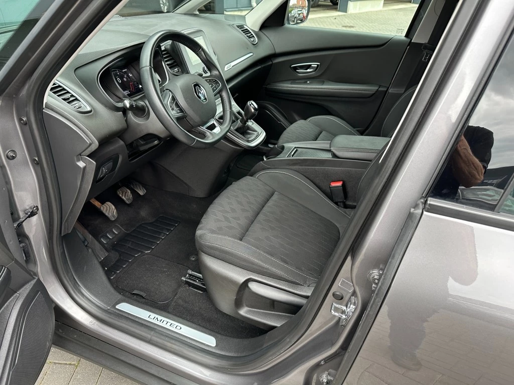 Renault Grand Scénic – foto 16