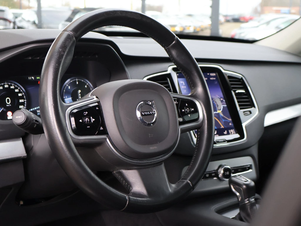 Volvo XC90 – foto 32