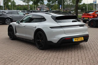 Porsche Taycan – thumbnail 3