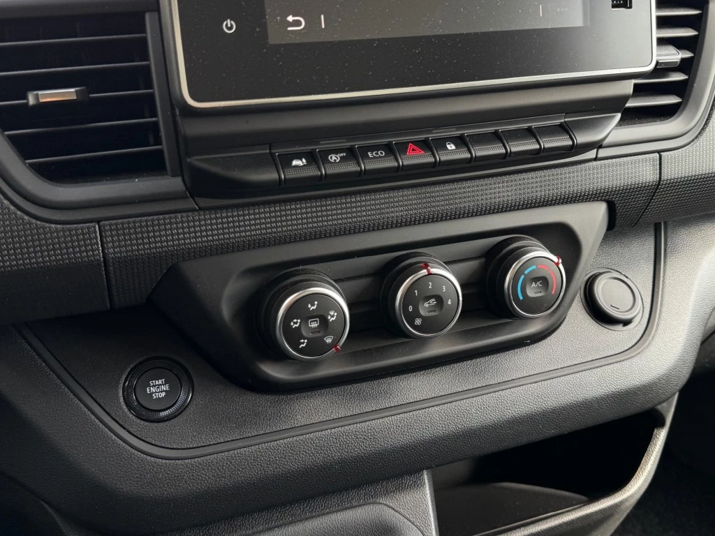 Renault Trafic – foto 23