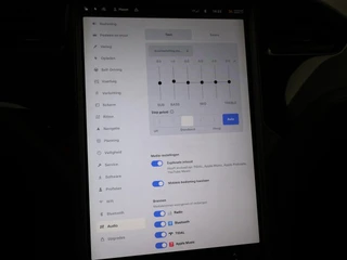 Tesla Model X – thumbnail 42