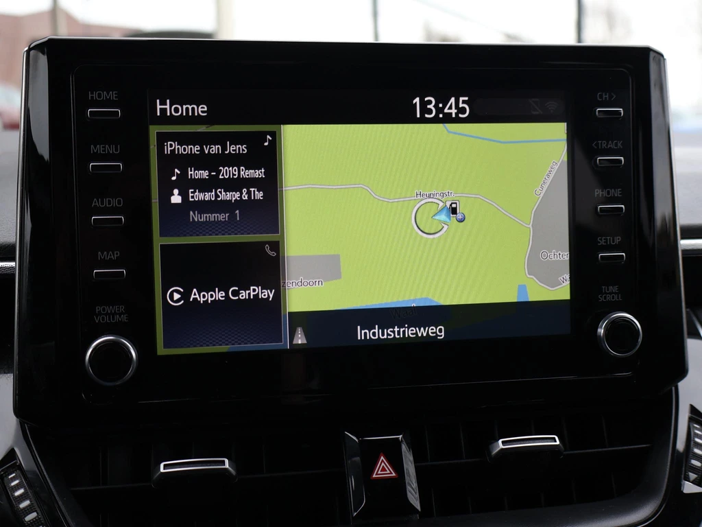 Toyota Corolla Touring Sports – foto 31