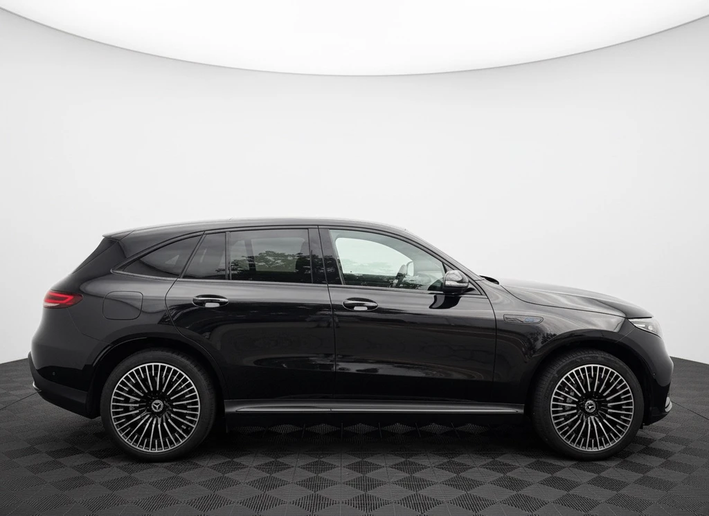 Mercedes-Benz EQC – foto 7