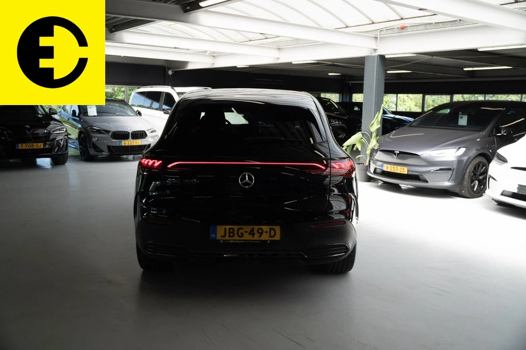 Mercedes-Benz EQE – foto 11