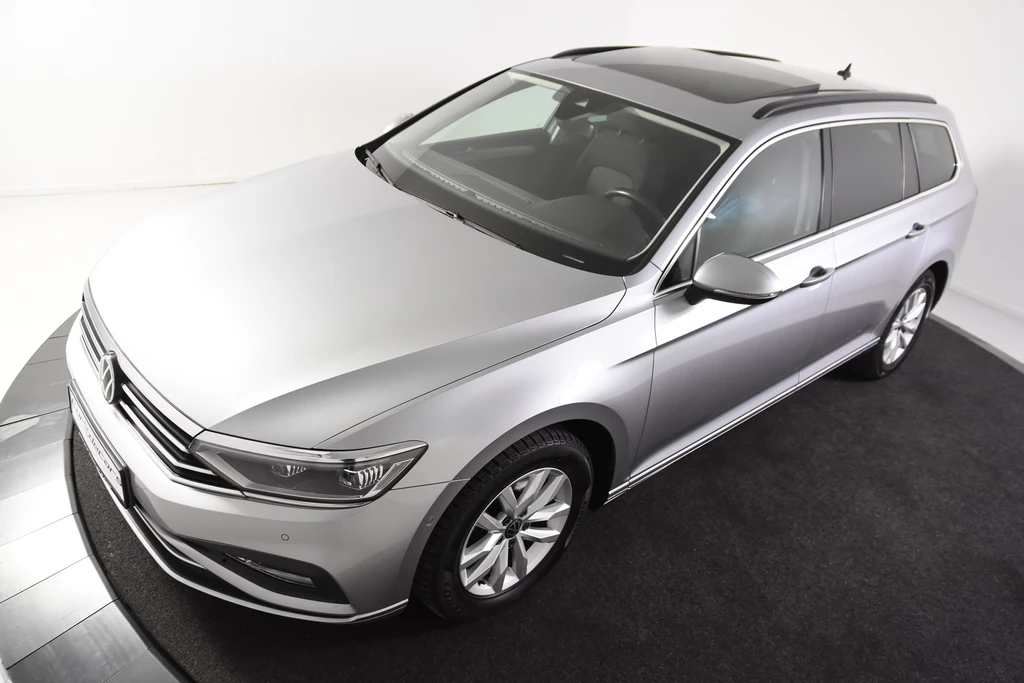 Volkswagen Passat – foto 2