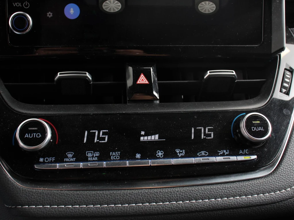 Toyota Corolla Touring Sports – foto 30
