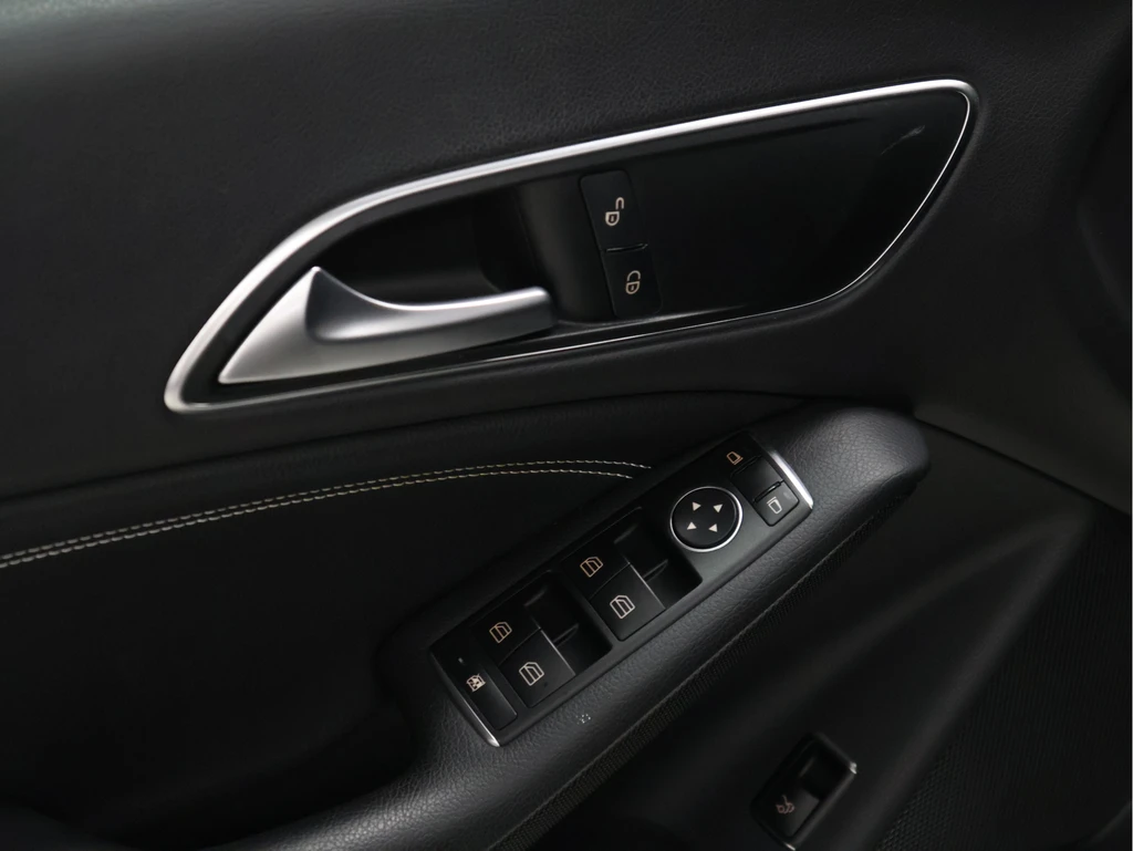 Mercedes-Benz CLA – foto 12
