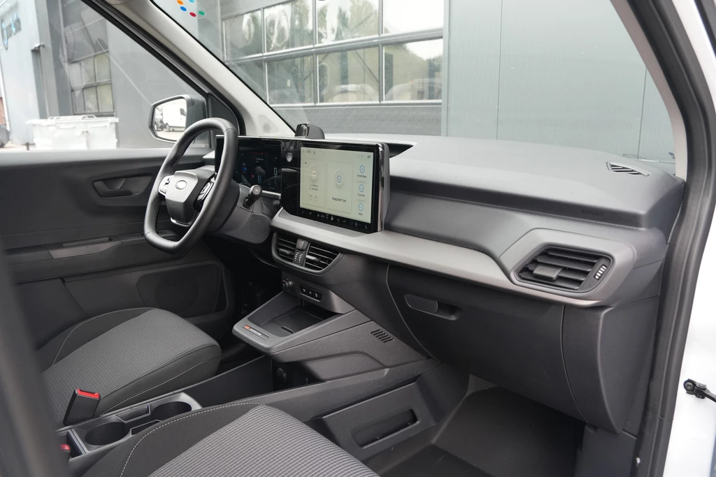 Ford E-Transit Courier – foto 39