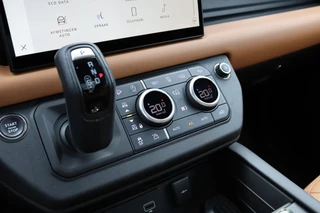 Land Rover Defender – thumbnail 22