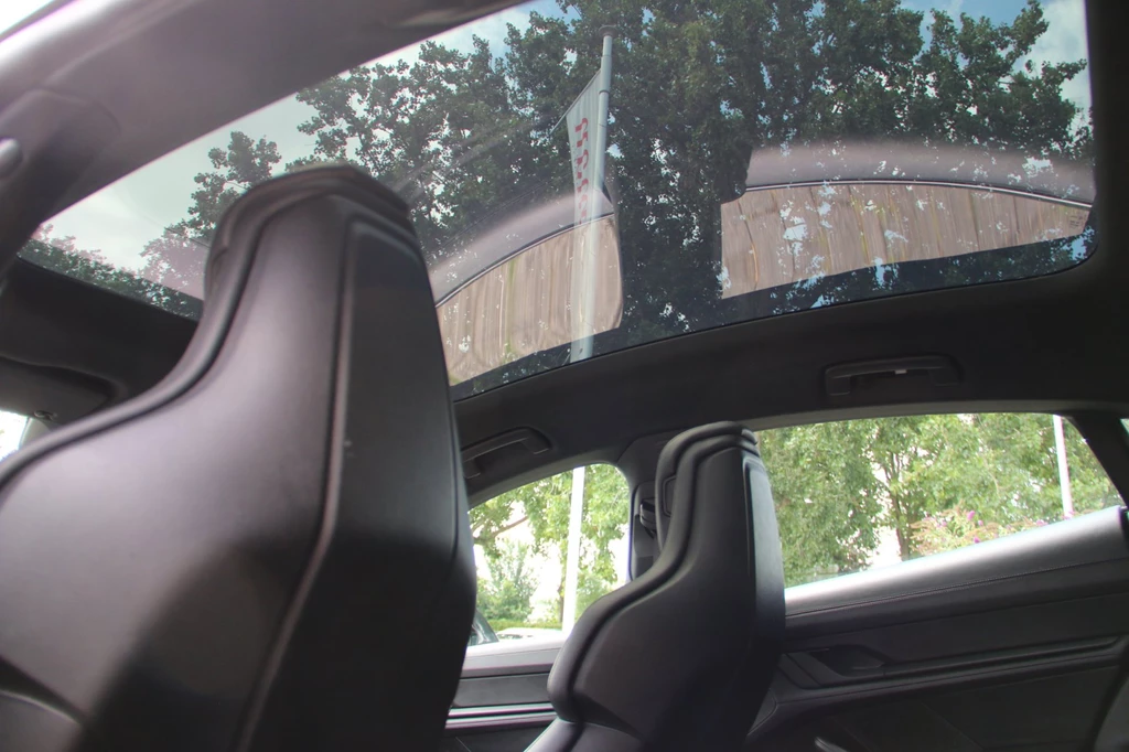 Porsche Taycan – foto 8