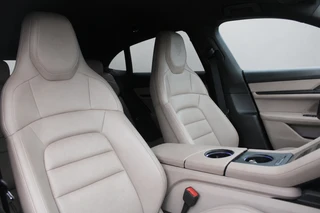 Porsche Taycan – thumbnail 13