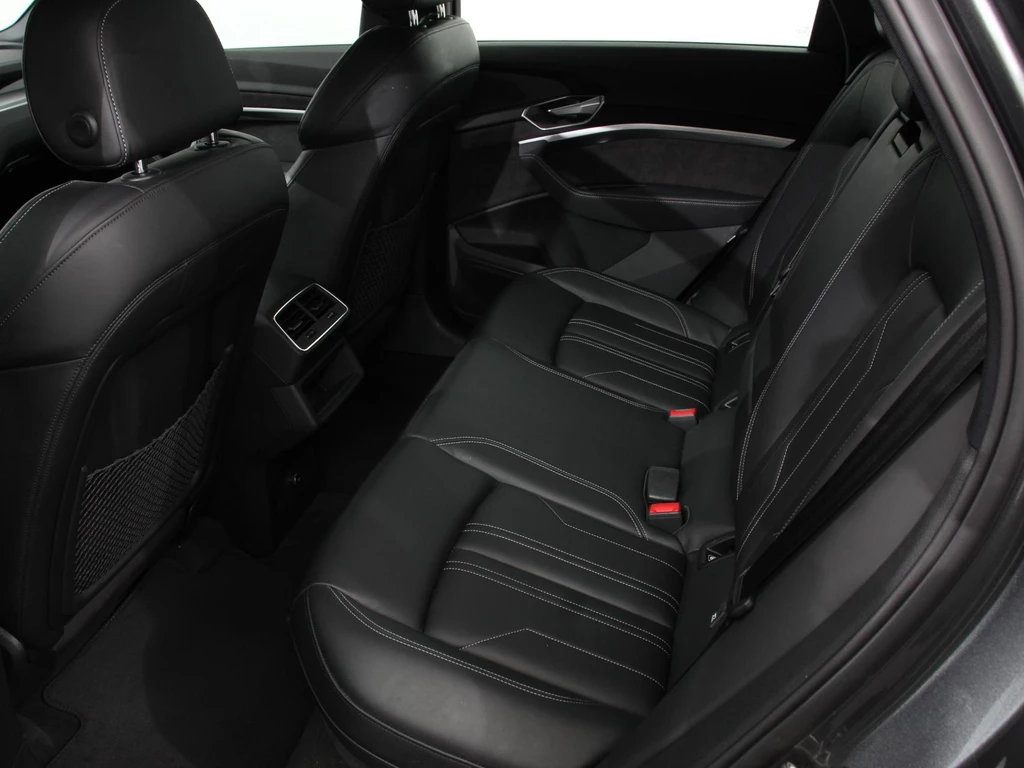 Audi e-tron – foto 10