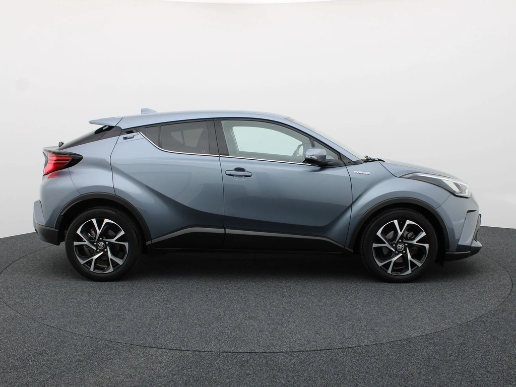 Toyota C-HR – foto 11