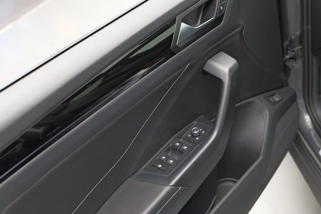 Volkswagen T-Roc – foto 35
