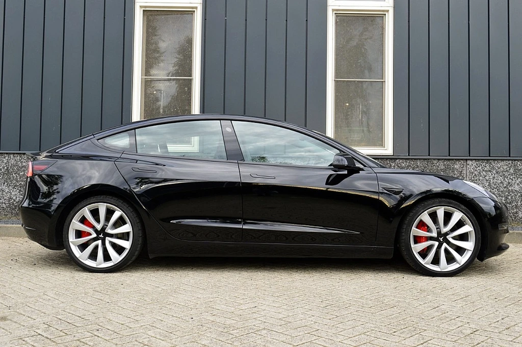 Tesla Model 3 – foto 6