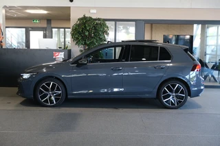 Volkswagen Golf – thumbnail 4