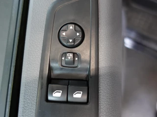 Opel Vivaro – thumbnail 34