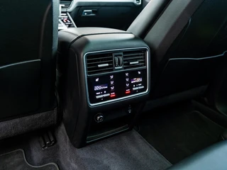 Porsche Cayenne – thumbnail 38