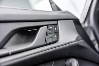 Porsche Taycan – thumbnail 30