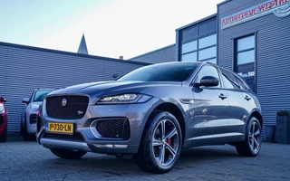 Jaguar F-PACE – thumbnail 1